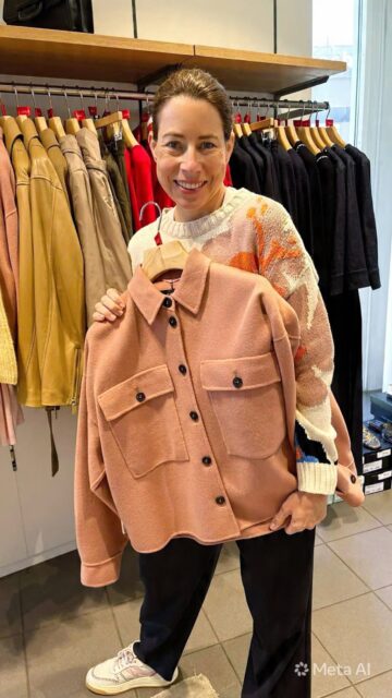 Ein kleiner Rundgang… 

durch unsere „SPECIAL DEAL DAYS“! 

Kommt unbedingt vorbei und stöbert durch unsere Special Deals 🫶🏻

Wir freuen uns auf Euch!